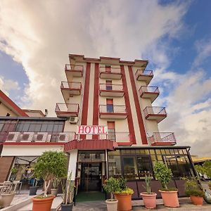 Hotel 1+1 Di C.Costabile & F.Lli